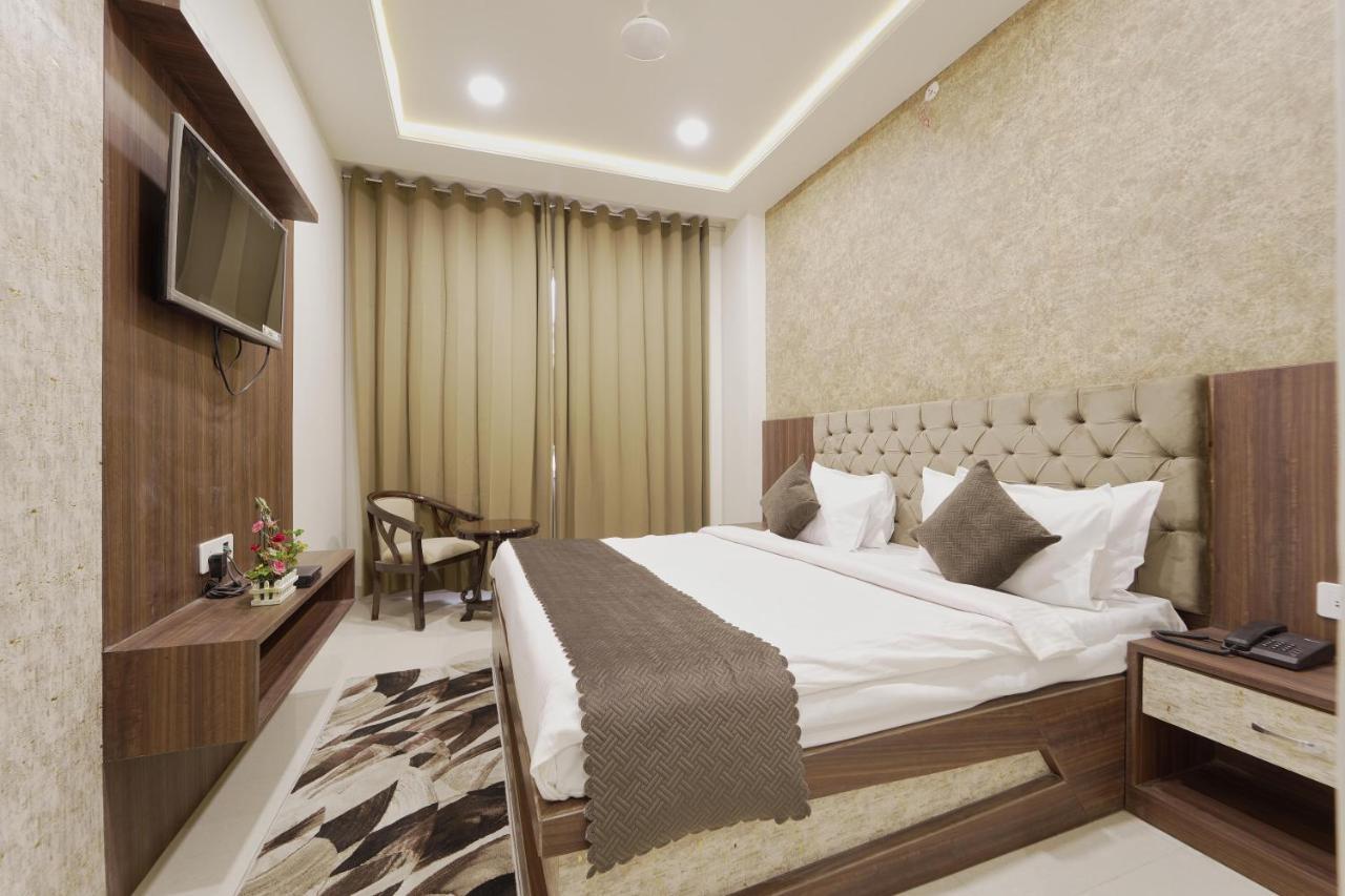Hotel Ajmer Sheraton Kültér fotó