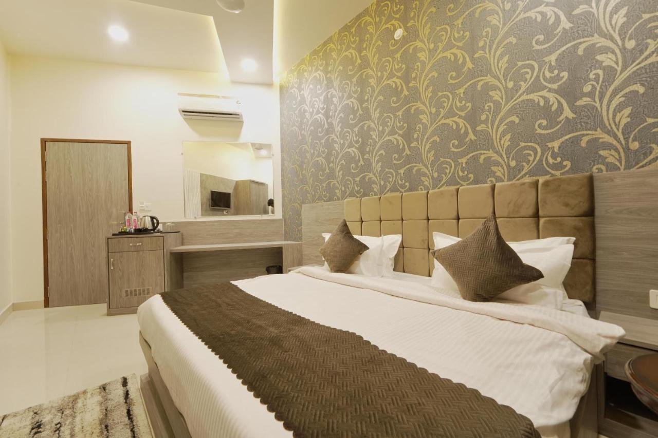Hotel Ajmer Sheraton Kültér fotó
