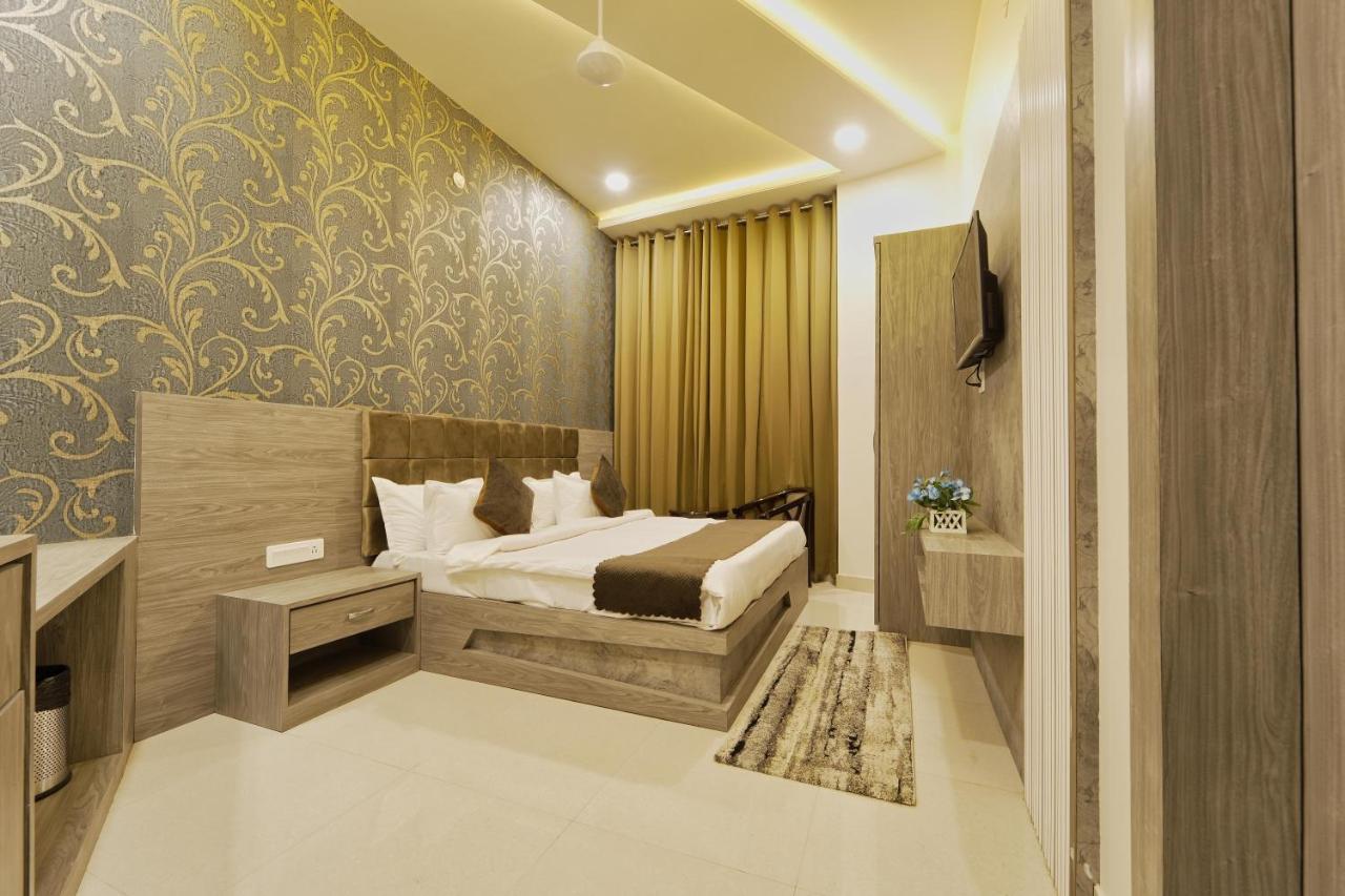 Hotel Ajmer Sheraton Kültér fotó
