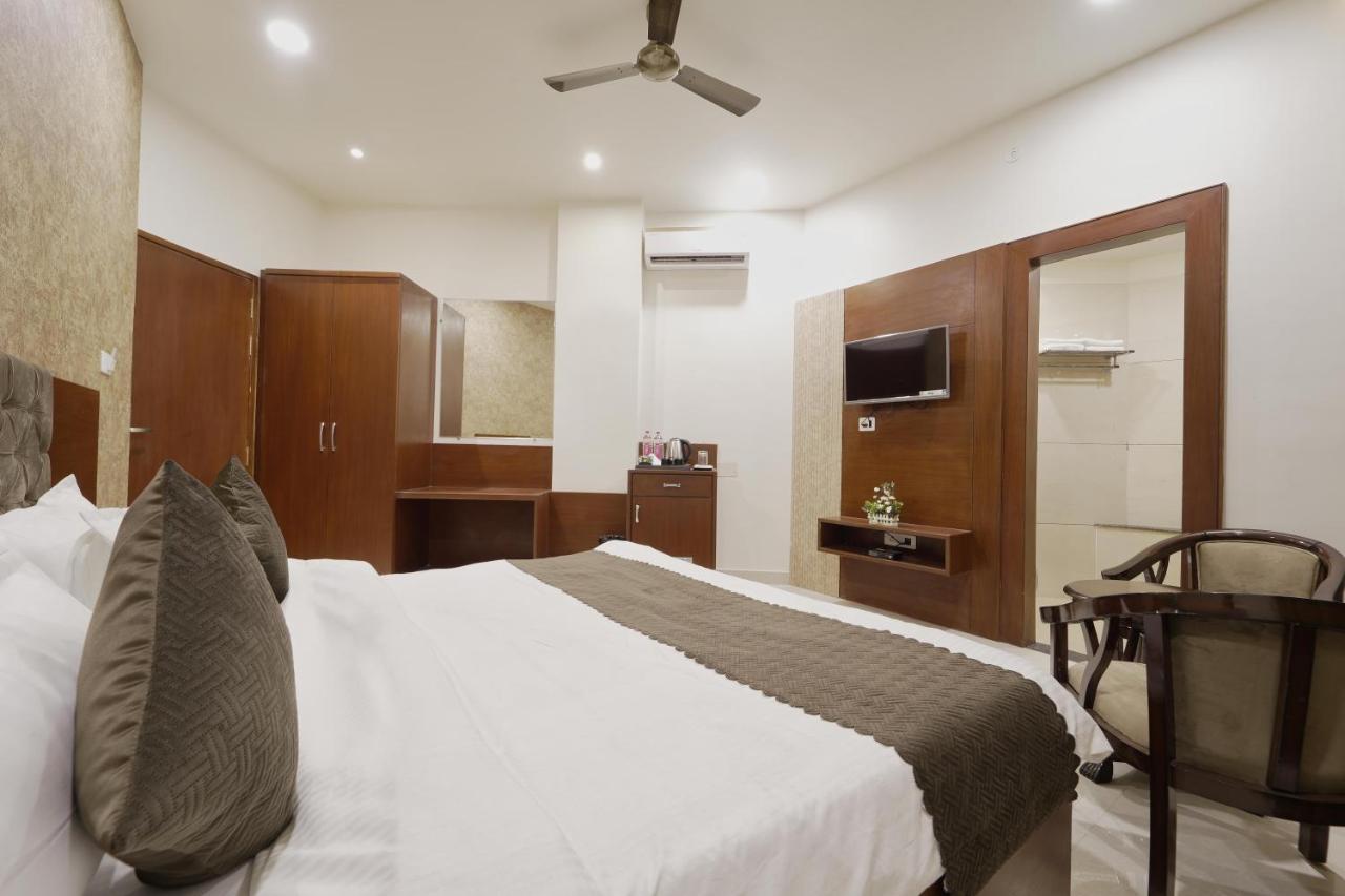 Hotel Ajmer Sheraton Kültér fotó